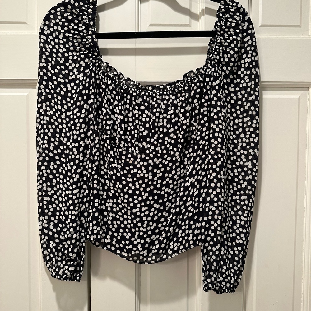 Reformation Elegant fun top size 10 .. 8 can fit